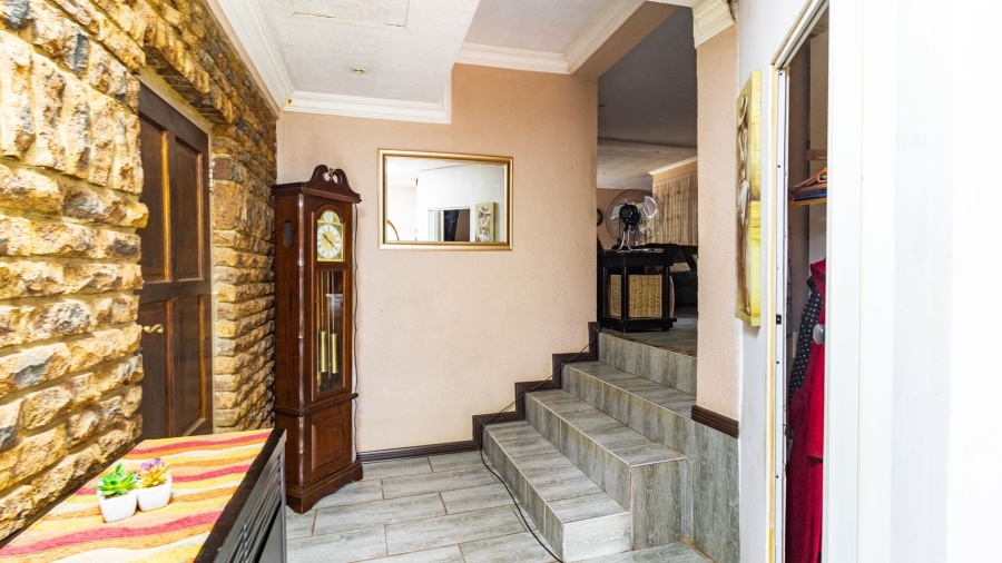 5 Bedroom Property for Sale in Cashan North West